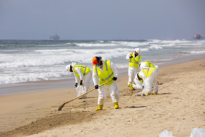 Huntington Beach Oil Spill Response Photo Album